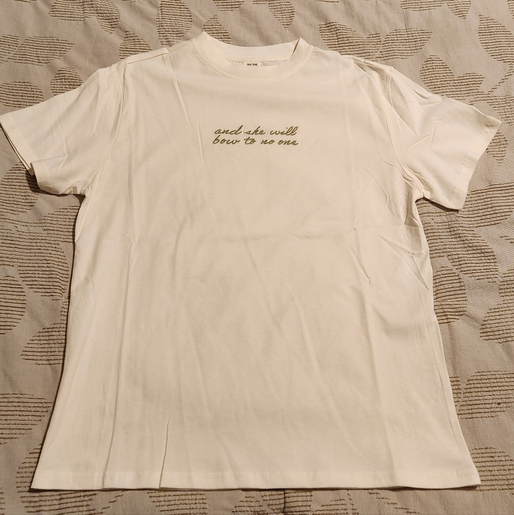Seethewayisee She Will Bow to No One T-Shirt